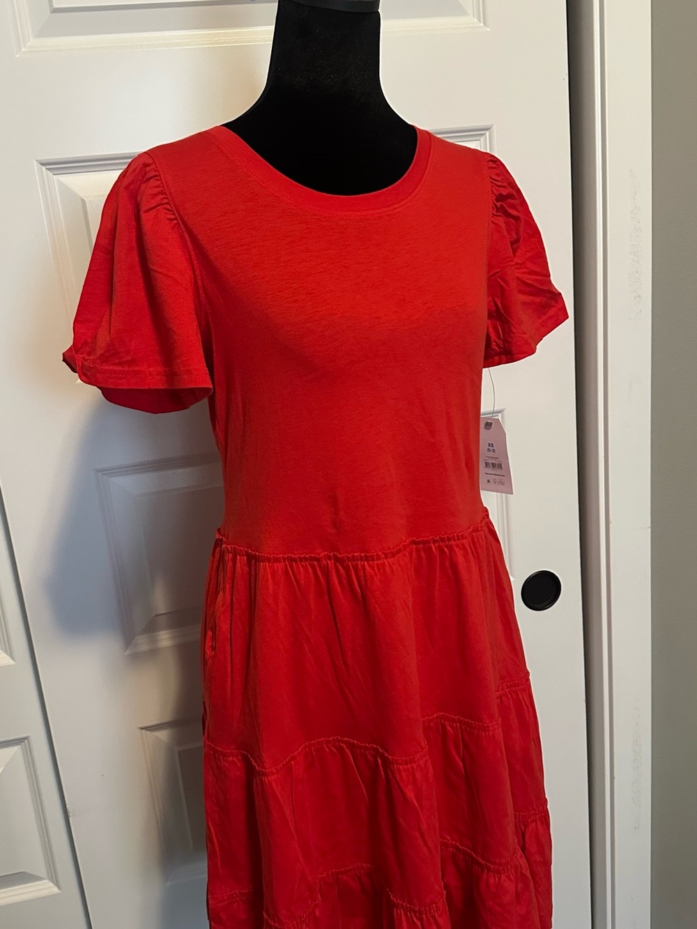 Time and Tru Red Tiered Short Sleeve Midi Dress
